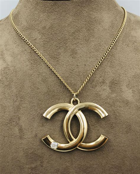 chanel necklace with cc logo|chanel necklaces double c.